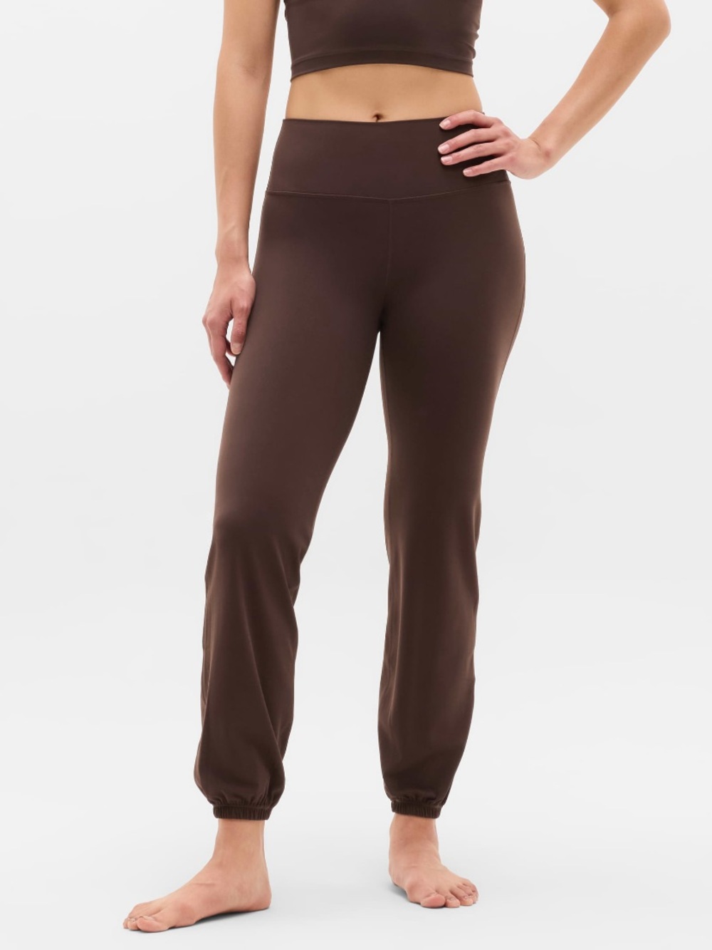 Athleta transcend jogger medium petite